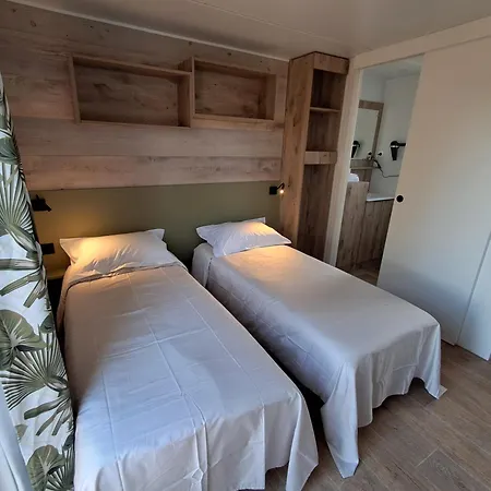 Suite Hotel شقة فندقية *